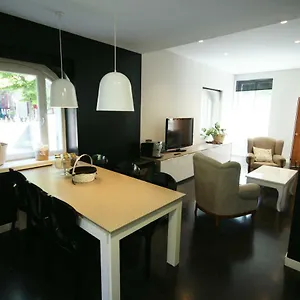 Nieves Cano , Vitoria España
